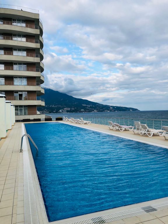 Апартаменты люкс с видом на море