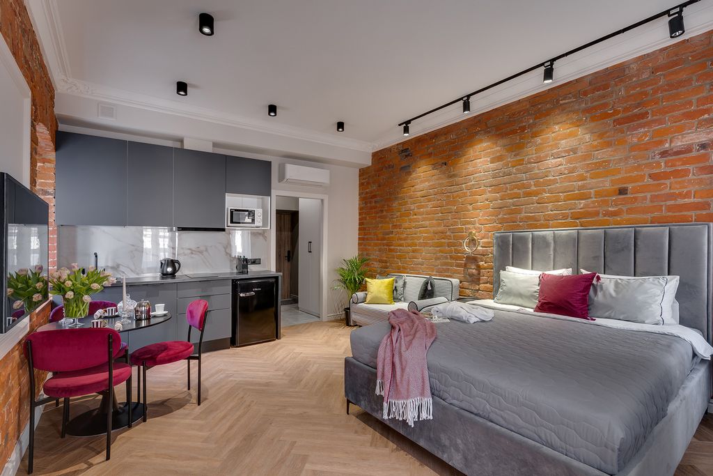 Апартаменты студио с диваном улучшенные