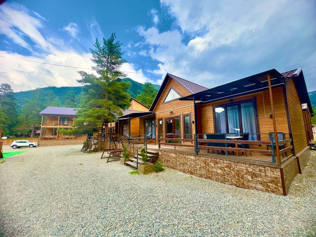 Дом Бунгало (2-уровневый, с 3-мя спальнями)