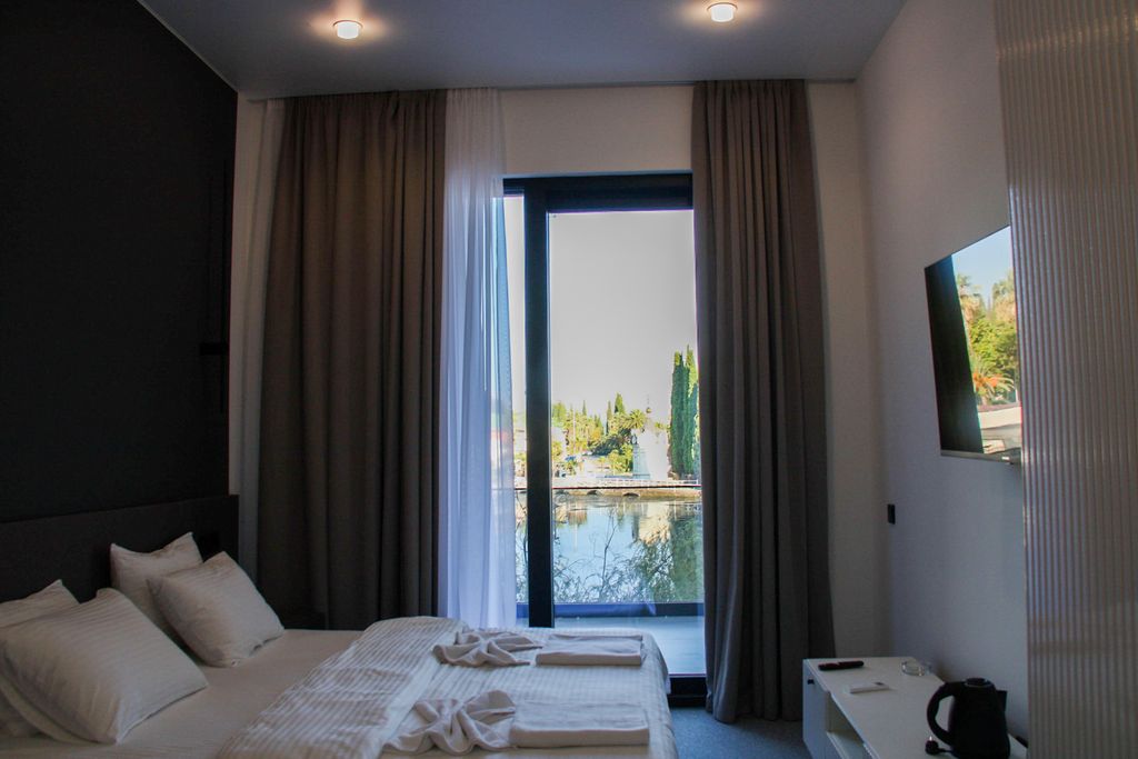 Двухместный номер с 1 кроватью улучшенный с видом на море