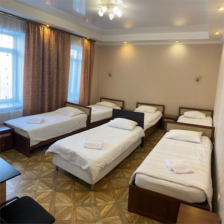 Семейный номер Шестиместный