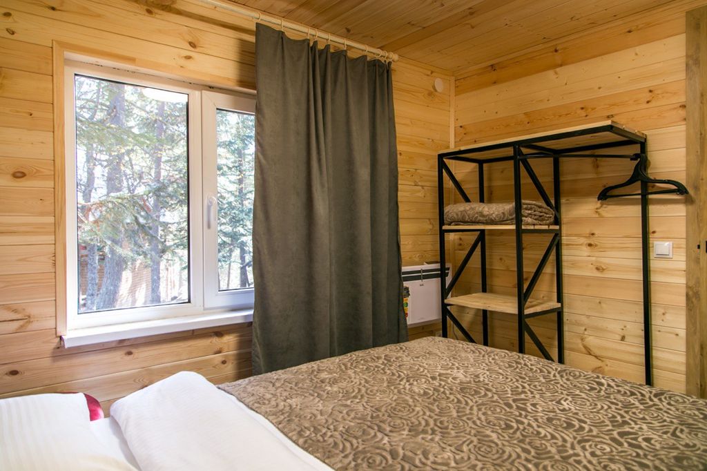 Четырёхместный номер улучшенный коттедж