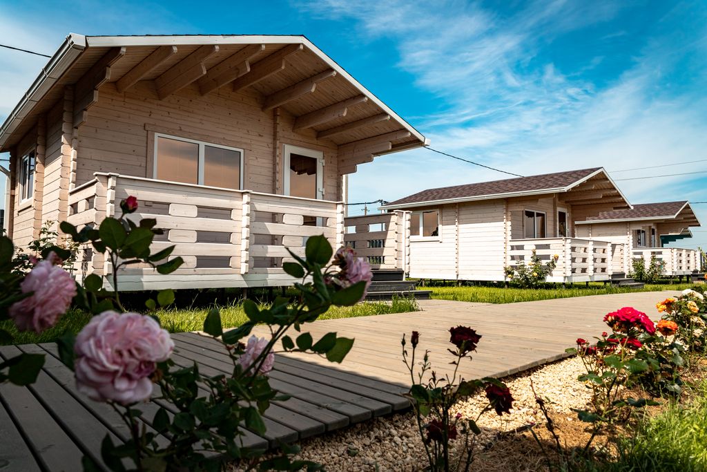 Четырёхместный номер коттедж Добрый вечер