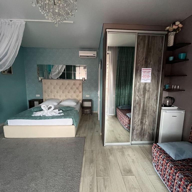 Семейный номер бирюза