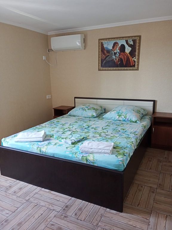 Двухместный номер с 1 кроватью на двоих