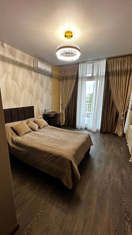 Двухместный номер с 1 кроватью улучшенный полулюкс