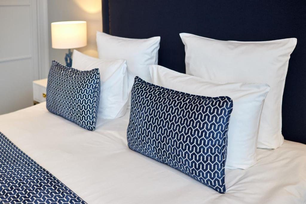 Двухместный номер с 1 кроватью люкс премиум с видом на Финский залив