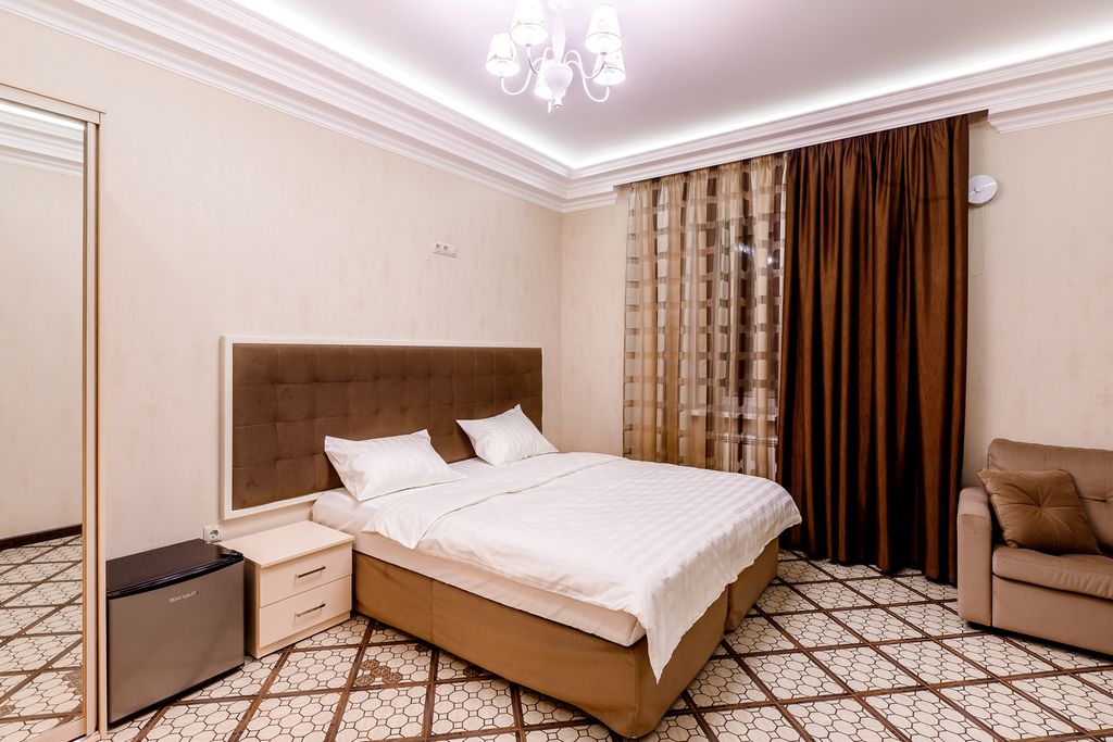 Двухместный номер с 1 кроватью полулюкс 9