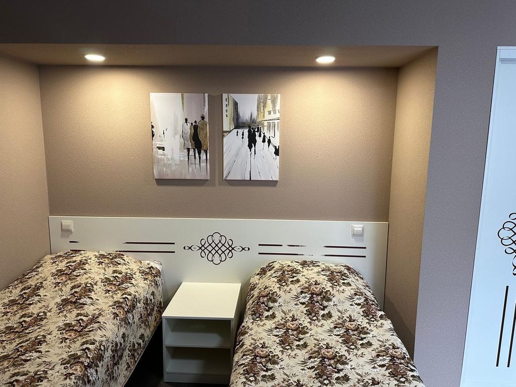 Двухместный номер с 2 отдельными кроватями Полулюкс с балконом