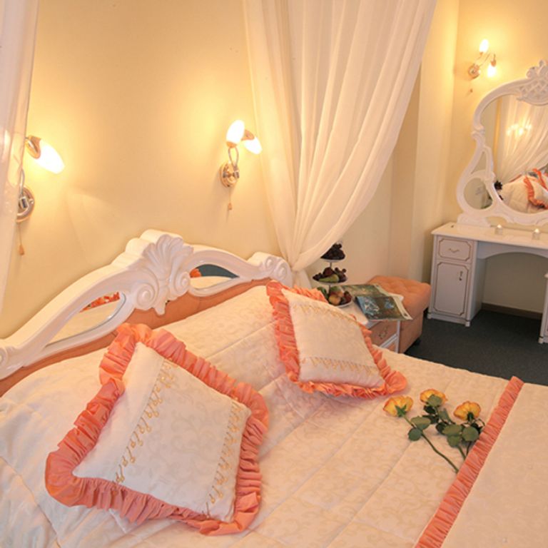 Двухместный номер с 1 кроватью люкс свадебный