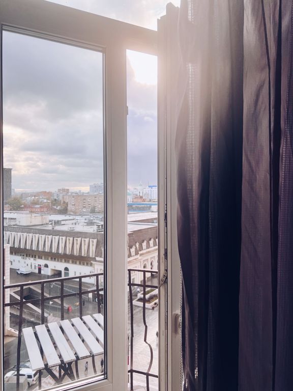 Двухместный номер с 1 кроватью superior с балконом и видом на город