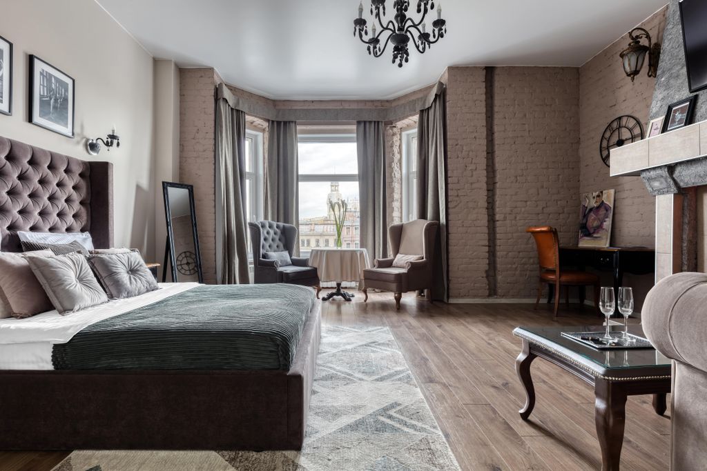 Семейный номер люкс с видом на Фонтанку