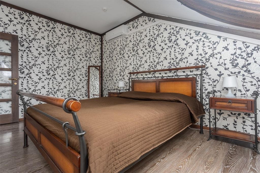 Четырёхместный номер люкс