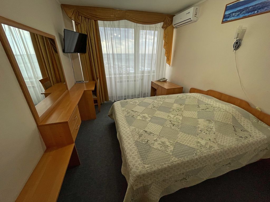 Двухместный номер с 1 кроватью стандарт