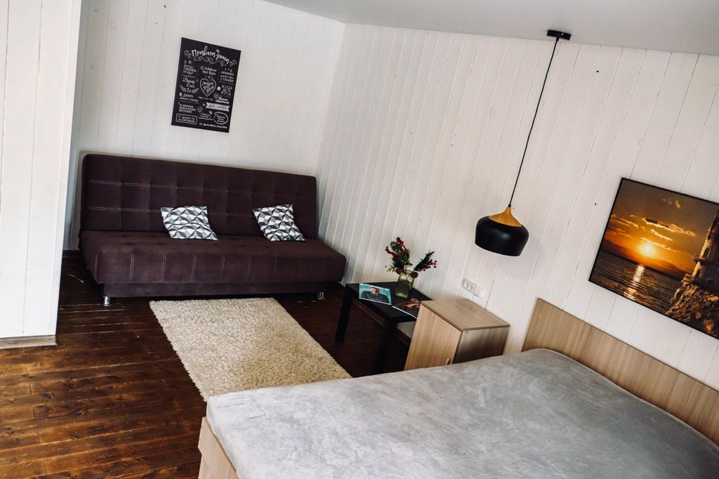 Семейный номер на берегу озера