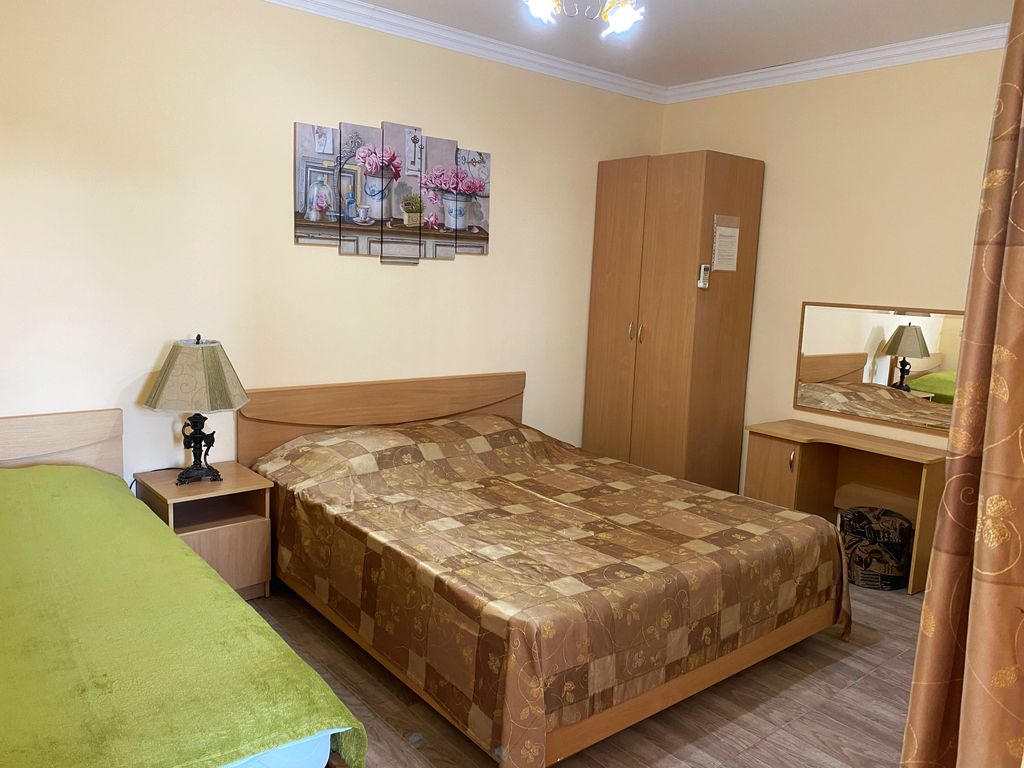 Трёхместный номер стандарт