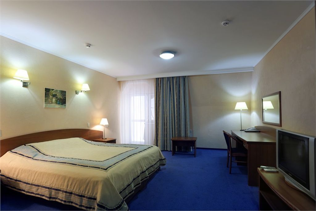 Двухместный номер с 1 кроватью или 2 раздельными стандарт улучшенный