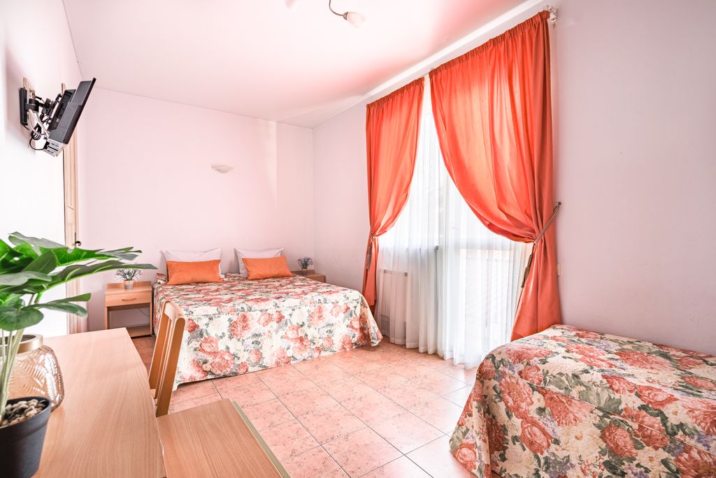 Трёхместный номер стандарт