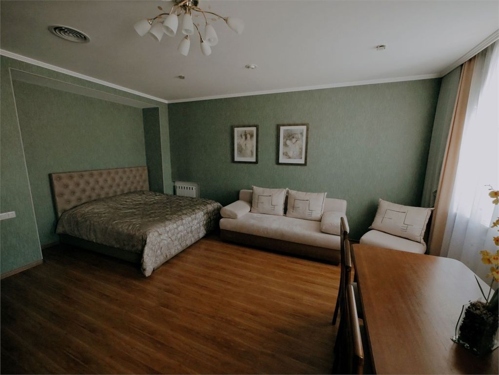 Полулюкс с кухней