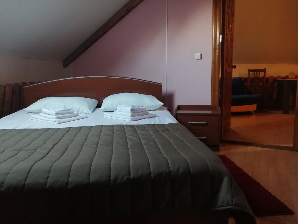 Четырёхместный номер с 3 кроватями