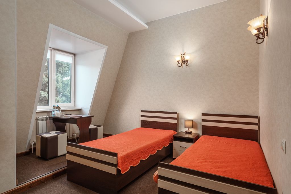 Двухместный номер с 2 отдельными кроватями стандарт