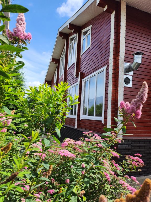 Дом коттедж с Баней и бассейном Никифор