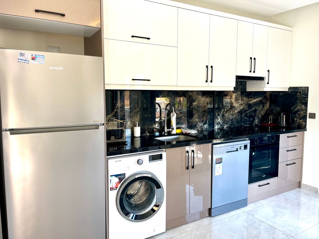 Апартаменты новый с отдельной спальней