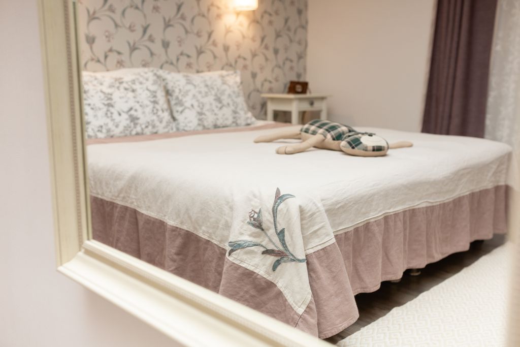 Двухместный номер с 1 кроватью №6 семейный номер на цокольном этаже