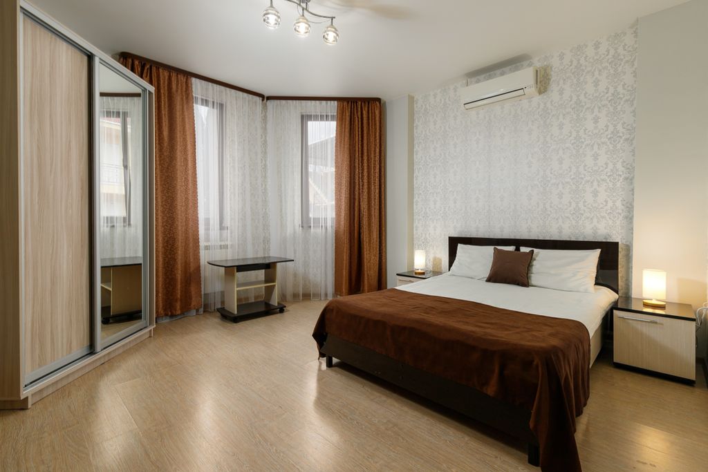 Семейный номер с балконом до 5 гостей