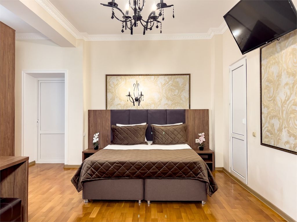 Двухкомнатный делюкс с балконом