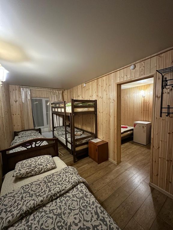 Шестиместный двухкомнатный номер