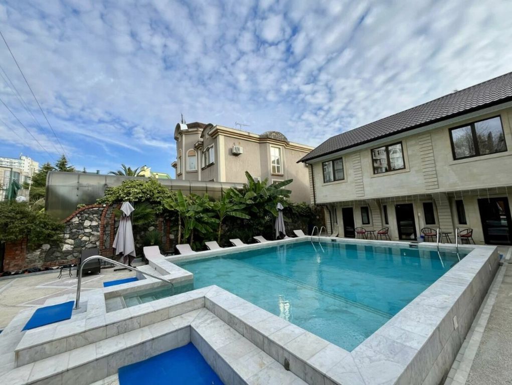 Двухместный номер с 1 кроватью cтандартный с балконом