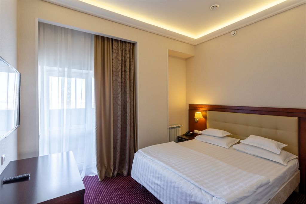 Двухместный номер с 1 кроватью люкс