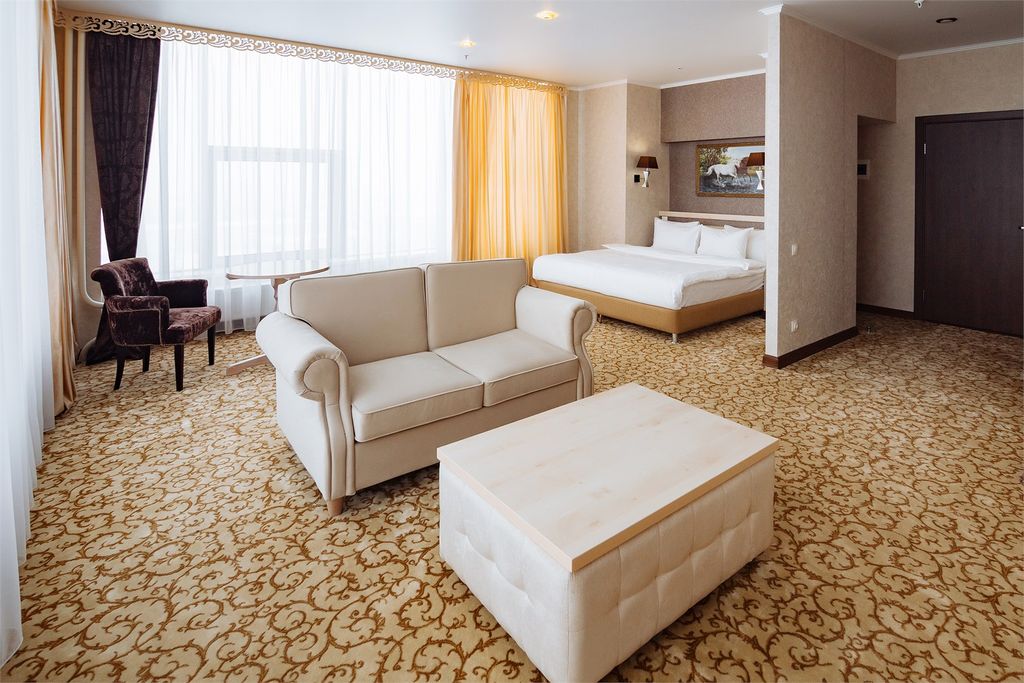 Двухместный номер с 1 кроватью люкс