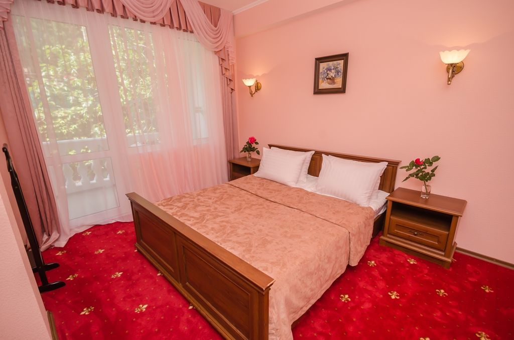 Четырёхместный номер корпус 1: люкс северный