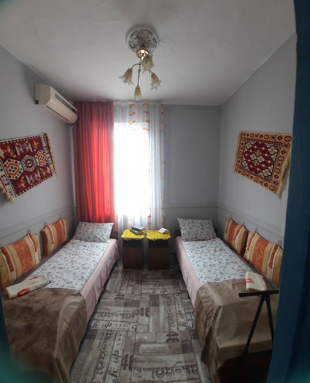 Двухместный номер с 2 отдельными кроватями эконом