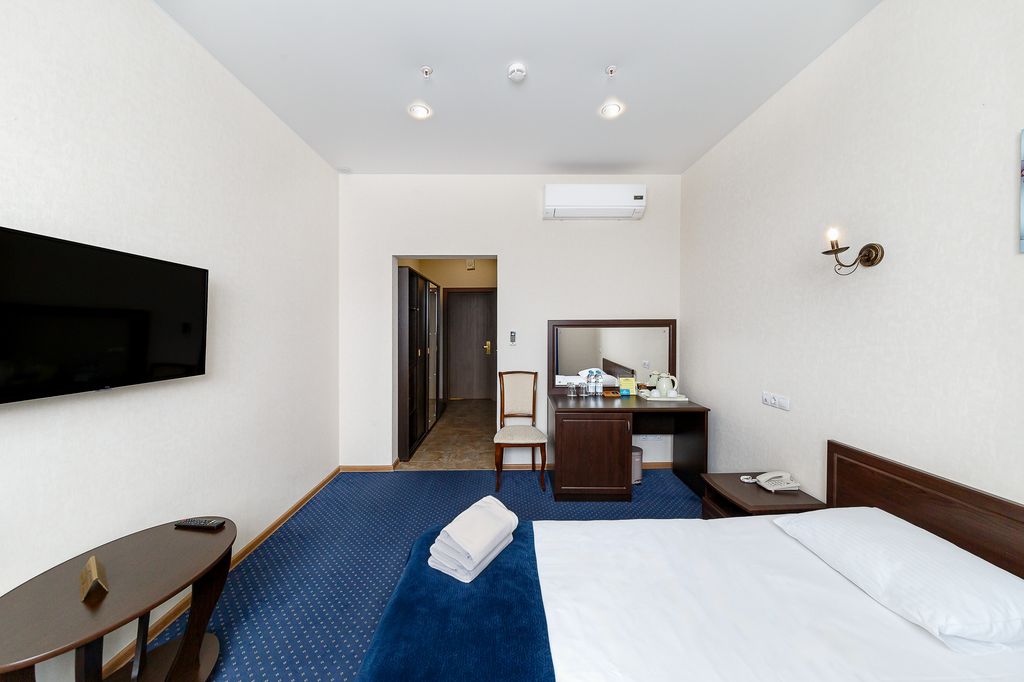 Двухместный номер с 1 кроватью стандарт