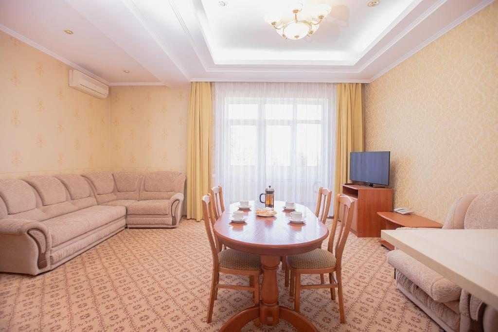 Апартаменты олимп (с балконом)