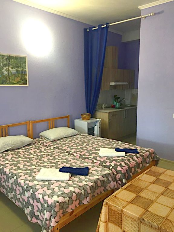 Трёхместный номер студия