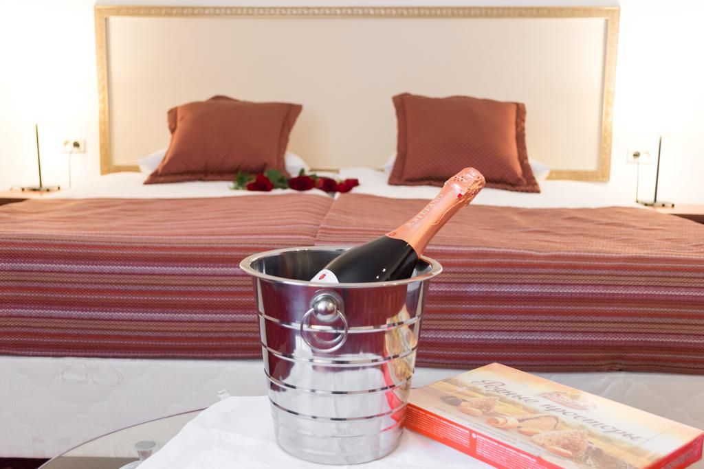 Двухместный номер с 1 кроватью люкс