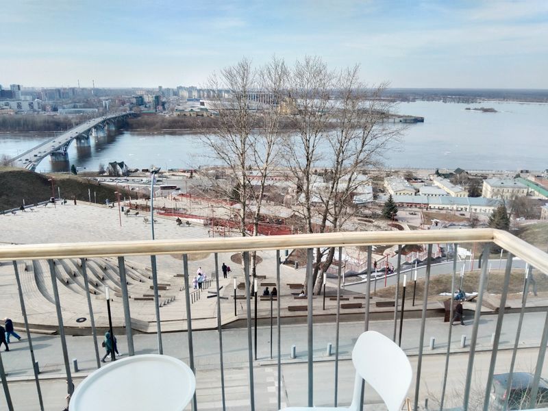 На балконе, с видом на Стрелку, приятно отдыхать 