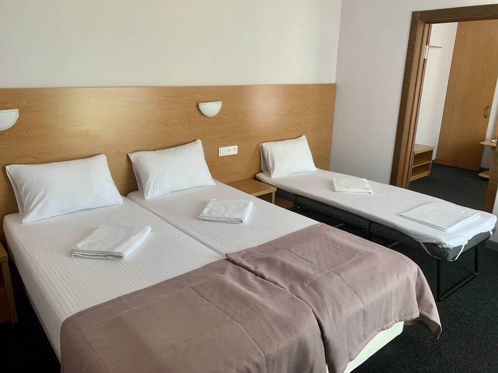 Многоместный смешанный номер люкс