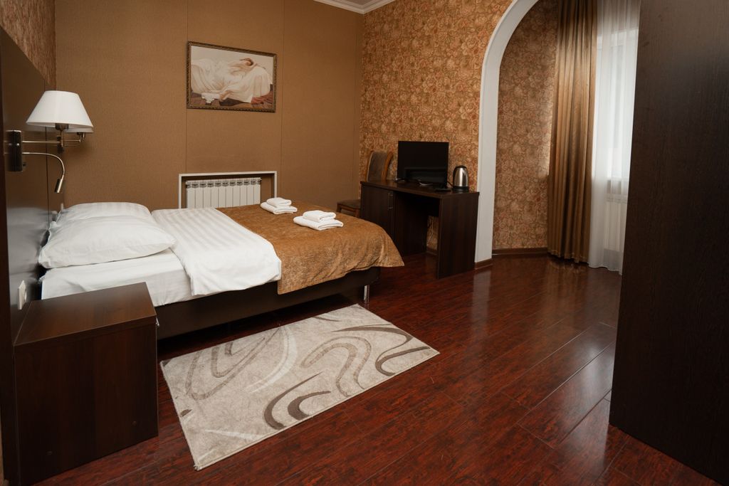 Двухместный номер с 1 кроватью улучшенный с видом на горы