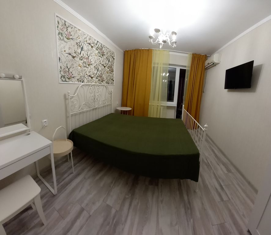 Двухместный номер с 1 кроватью улучшенный с видом на город