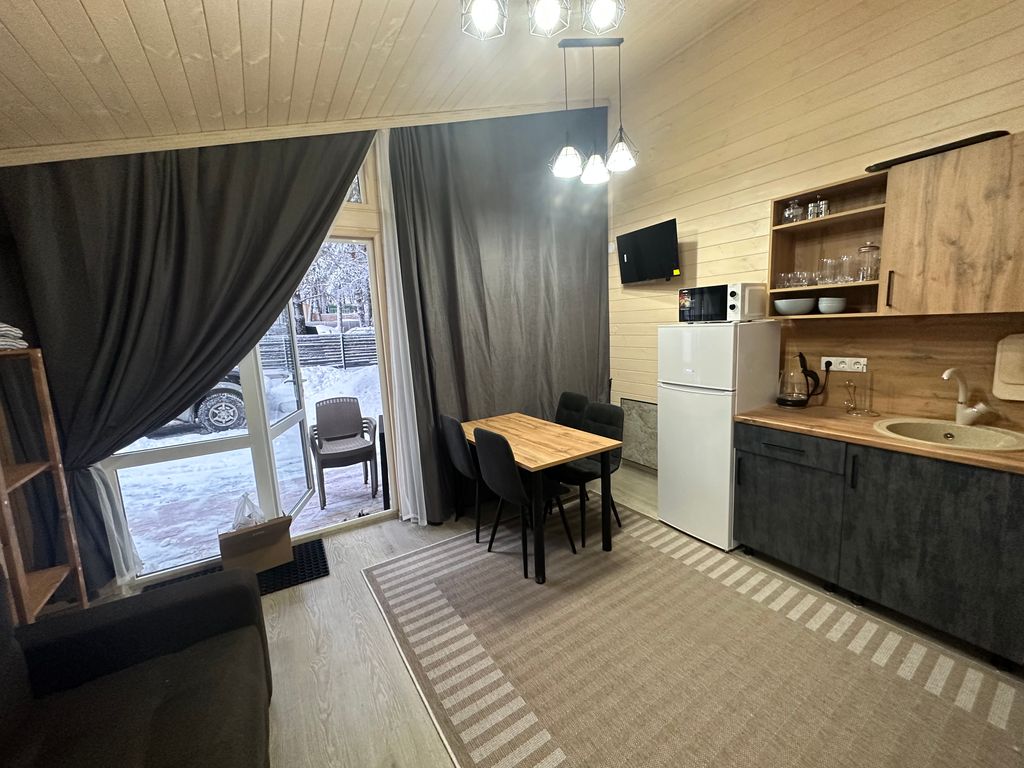 Дом с террасой