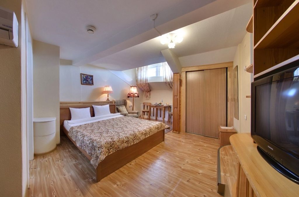 Двухместный номер с 1 кроватью полулюкс улучшенный