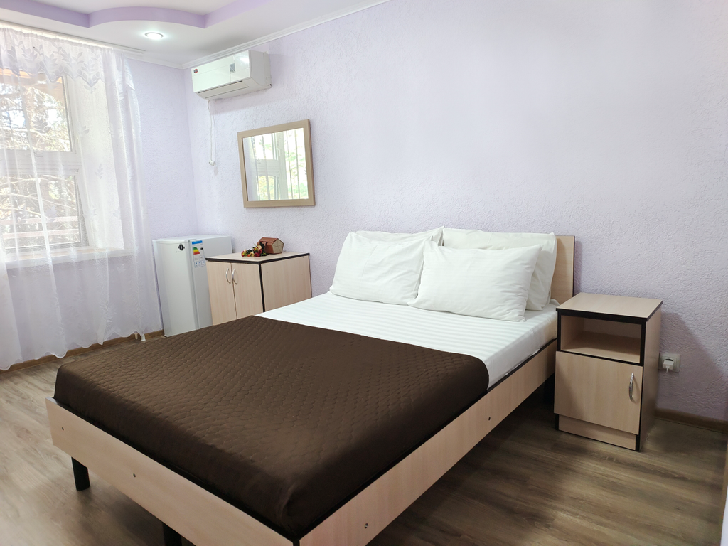 Четырёхместный номер двухкомнатный без балкона