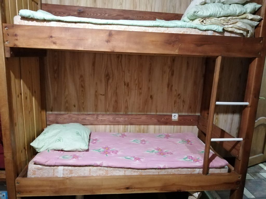 Семейный номер эконом с видом на горы