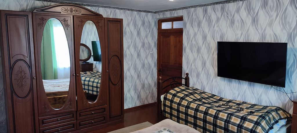 Семейный номер комфорт с видом на сад