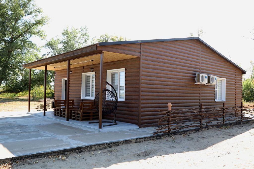 Дом с кухней